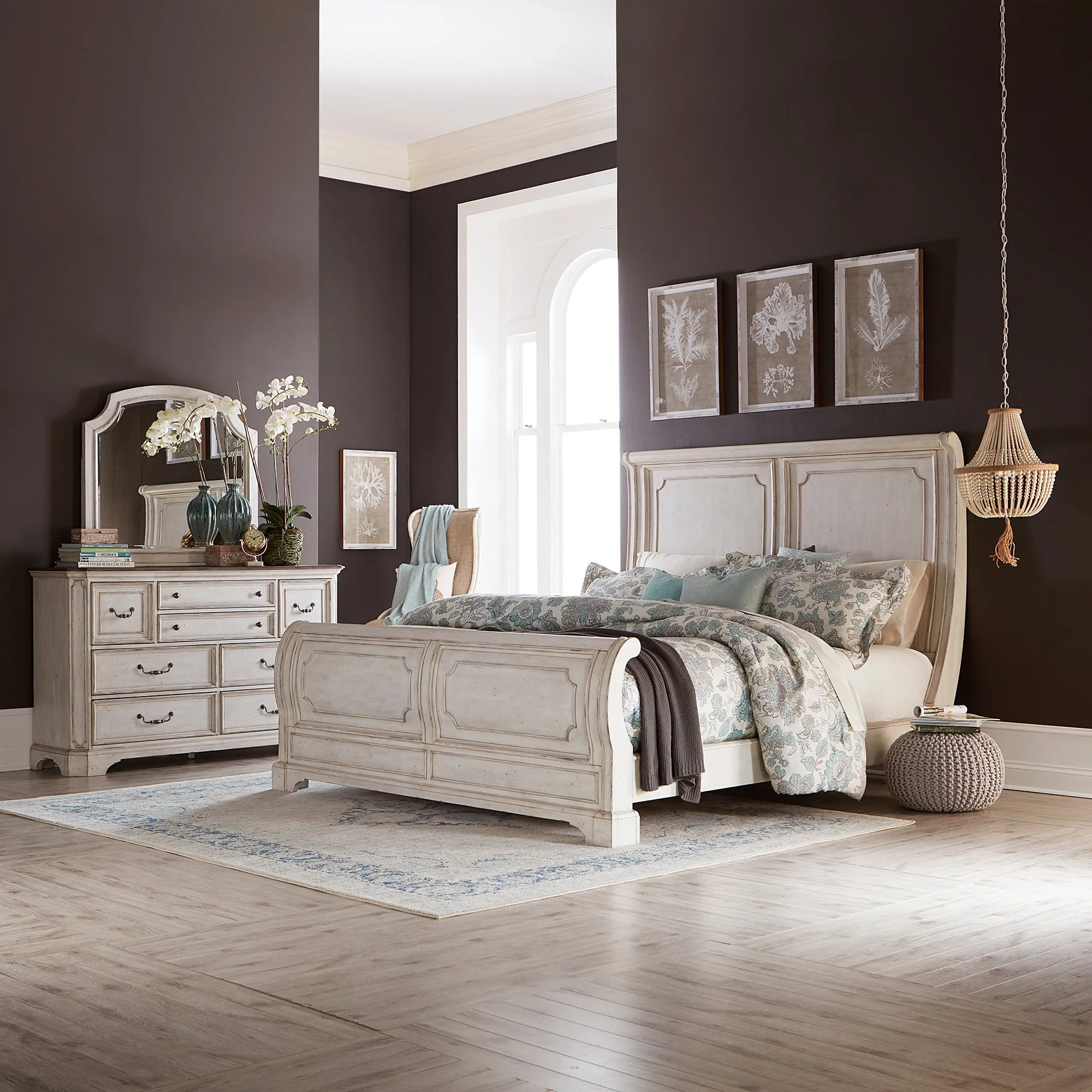 Abbey Road 455W-BR-KSLDM King Sleigh Bed, Dresser & Mirror