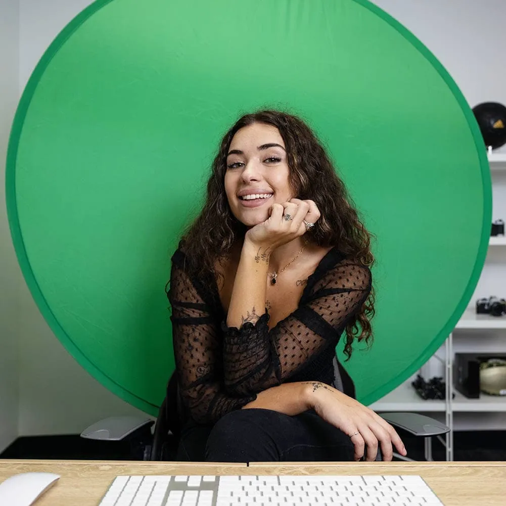 Collapsible Portable Green Screen Backdrop with Chair Attachment (56"/142cm)