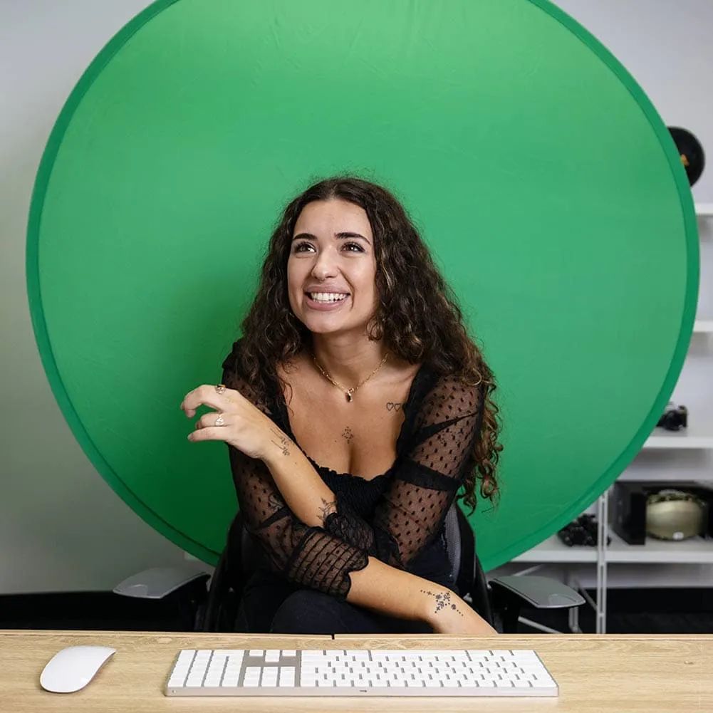 Collapsible Portable Green Screen Backdrop with Chair Attachment (56"/142cm)