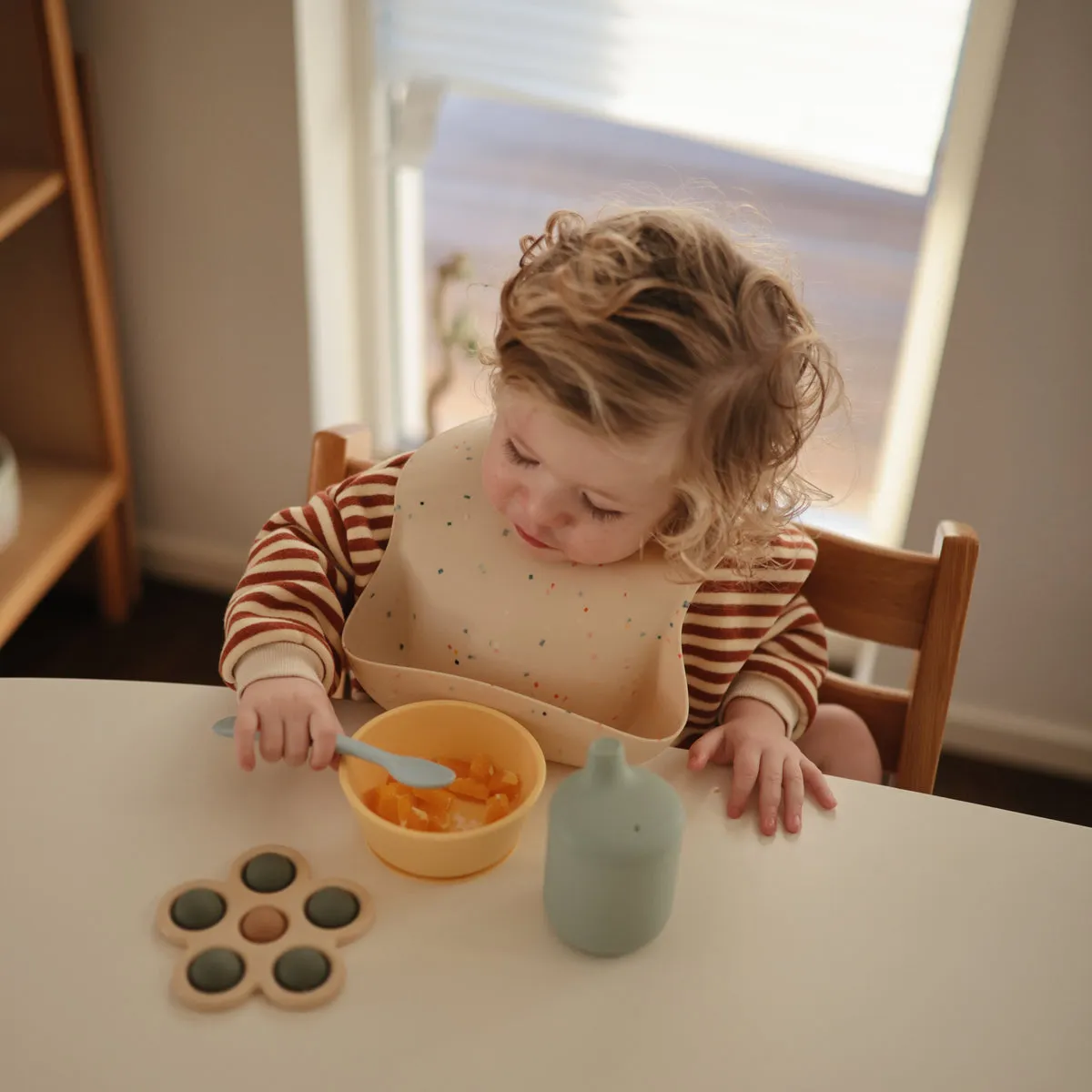 Flower Press Baby Toy (Dried Thyme/Natural/Shifting Sand)