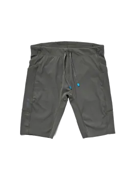 Janji Men's 8 inch Trail Half Tight in Carbon AW24