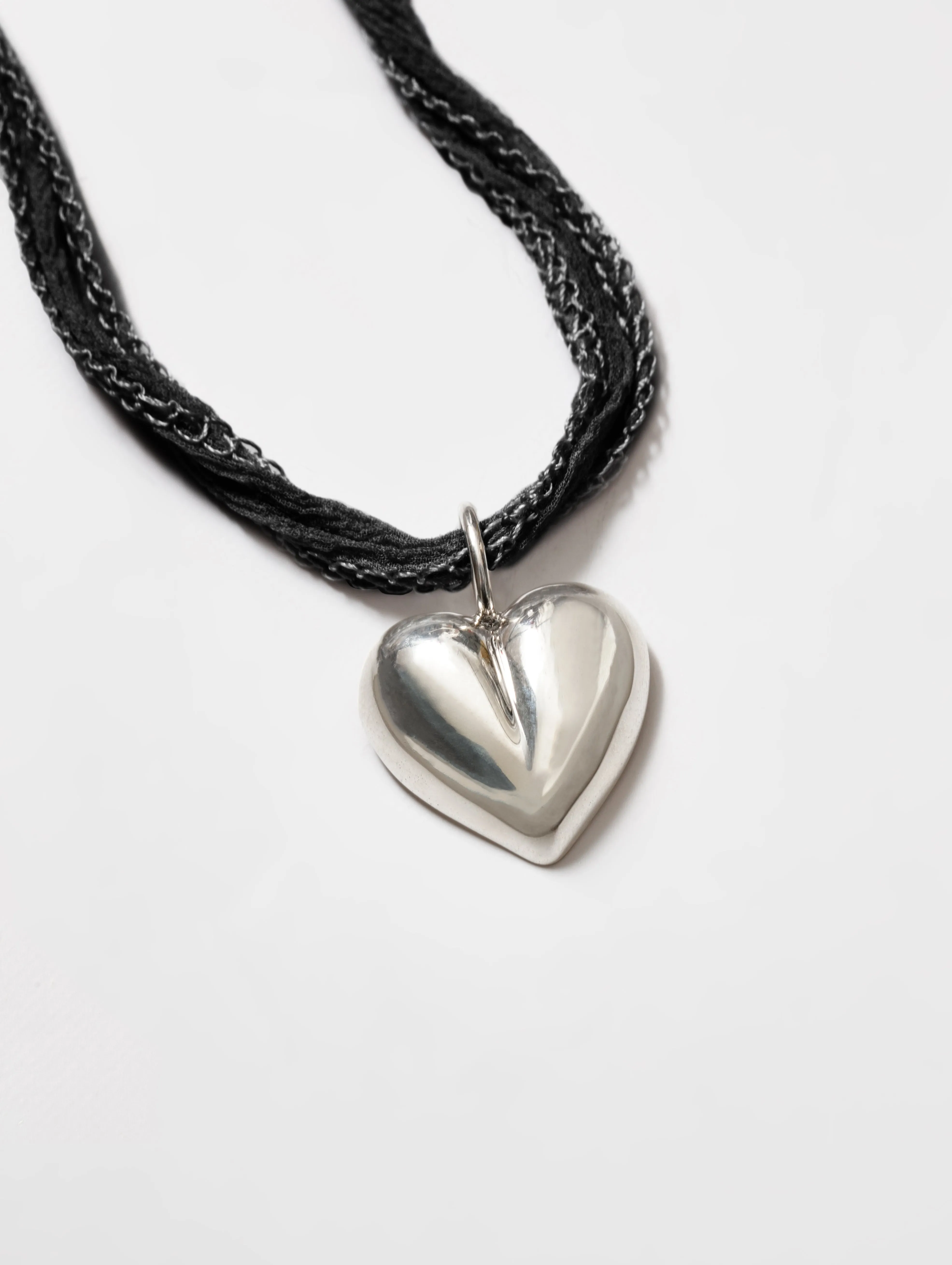 Joni Necklace in Black (Sample)