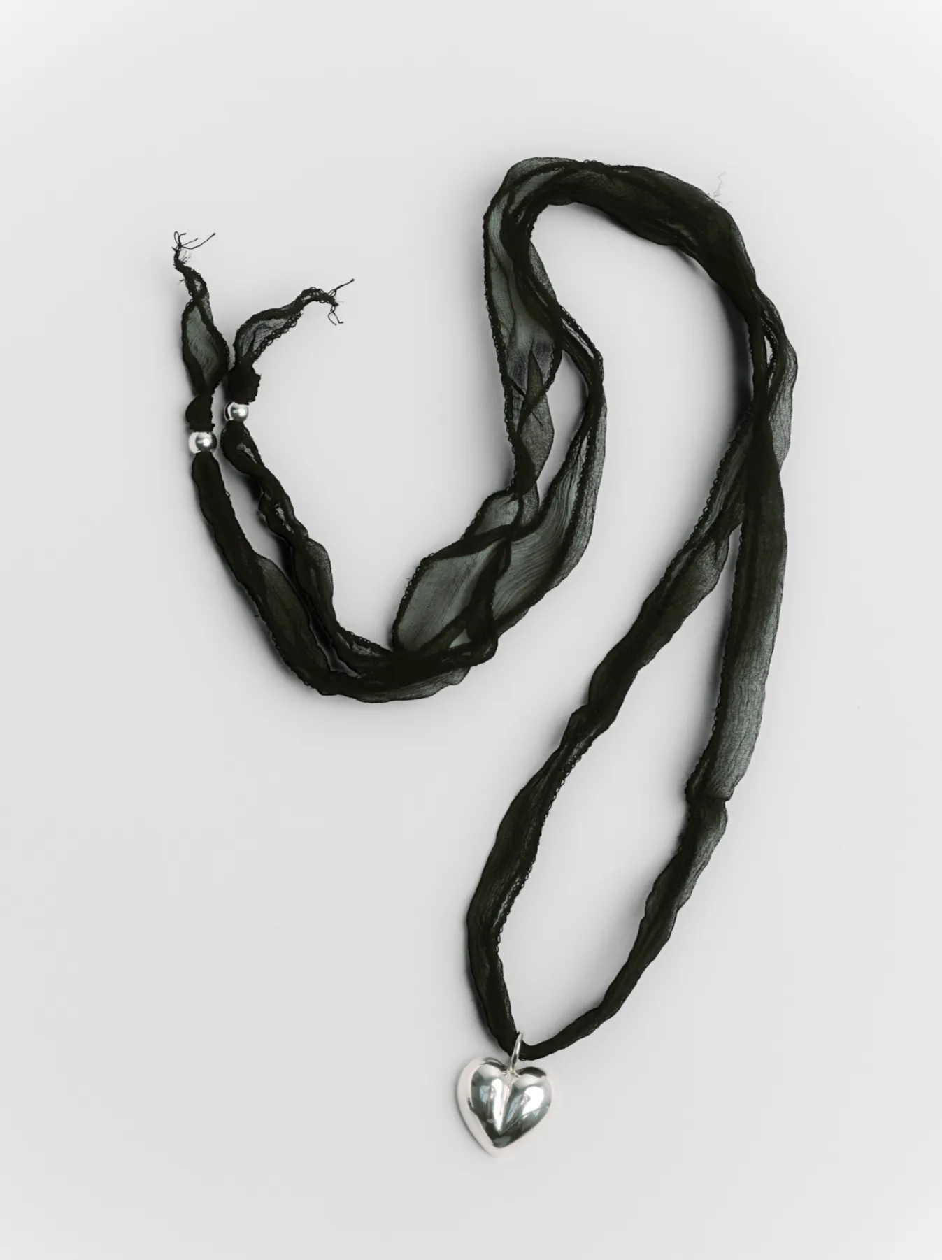 Joni Necklace in Black (Sample)