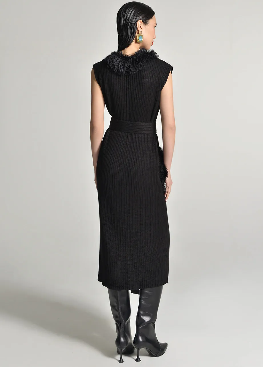 KNITTED DRESS WITH FUR BELT