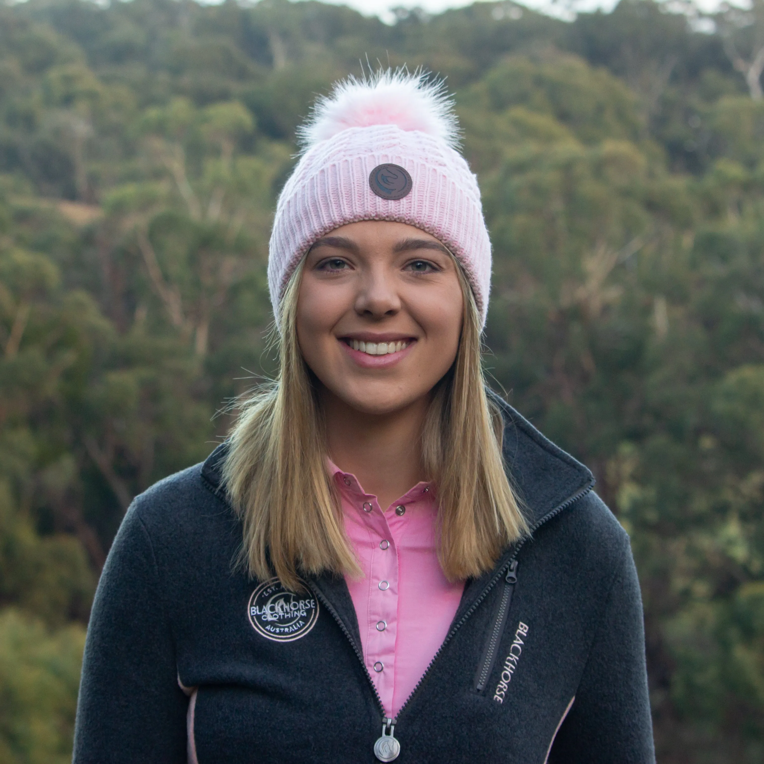 Logo Cable Pom Pom Beanie - Pink