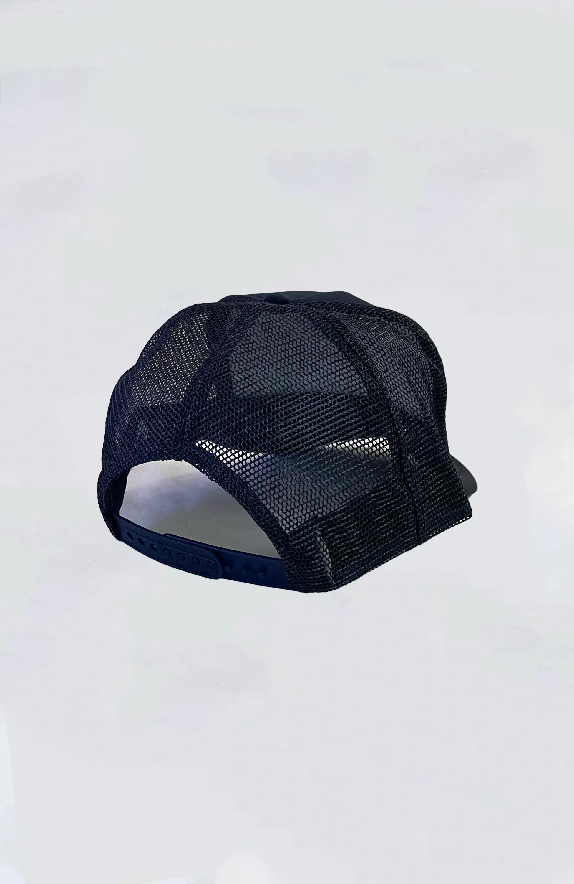 Mokulua Hula - MH Kailua Trucker Hat