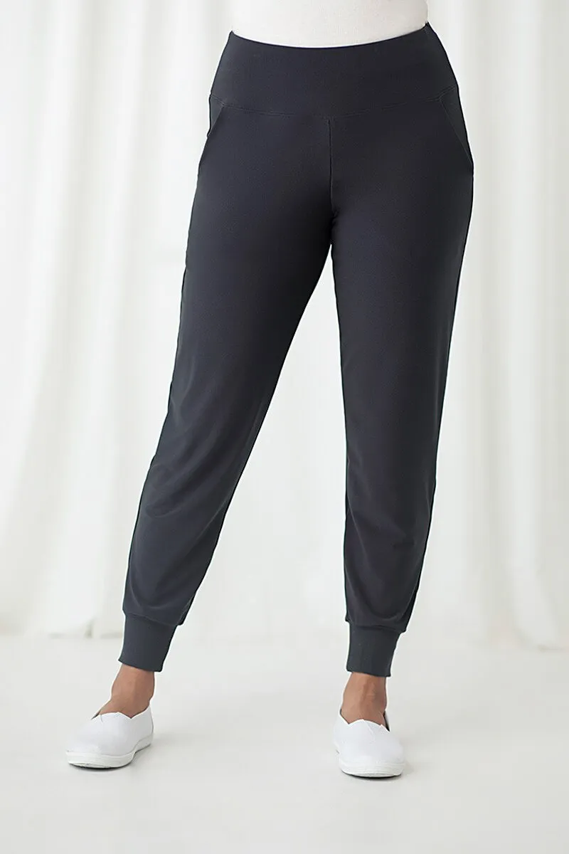 Motion Trim Cuff Jogger | Graphite