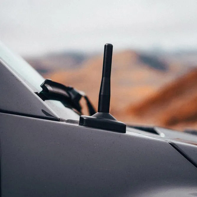 Perfect-Fit Stubby Antenna |  Ford F-150 (15-20), F-250/350 (17-21)