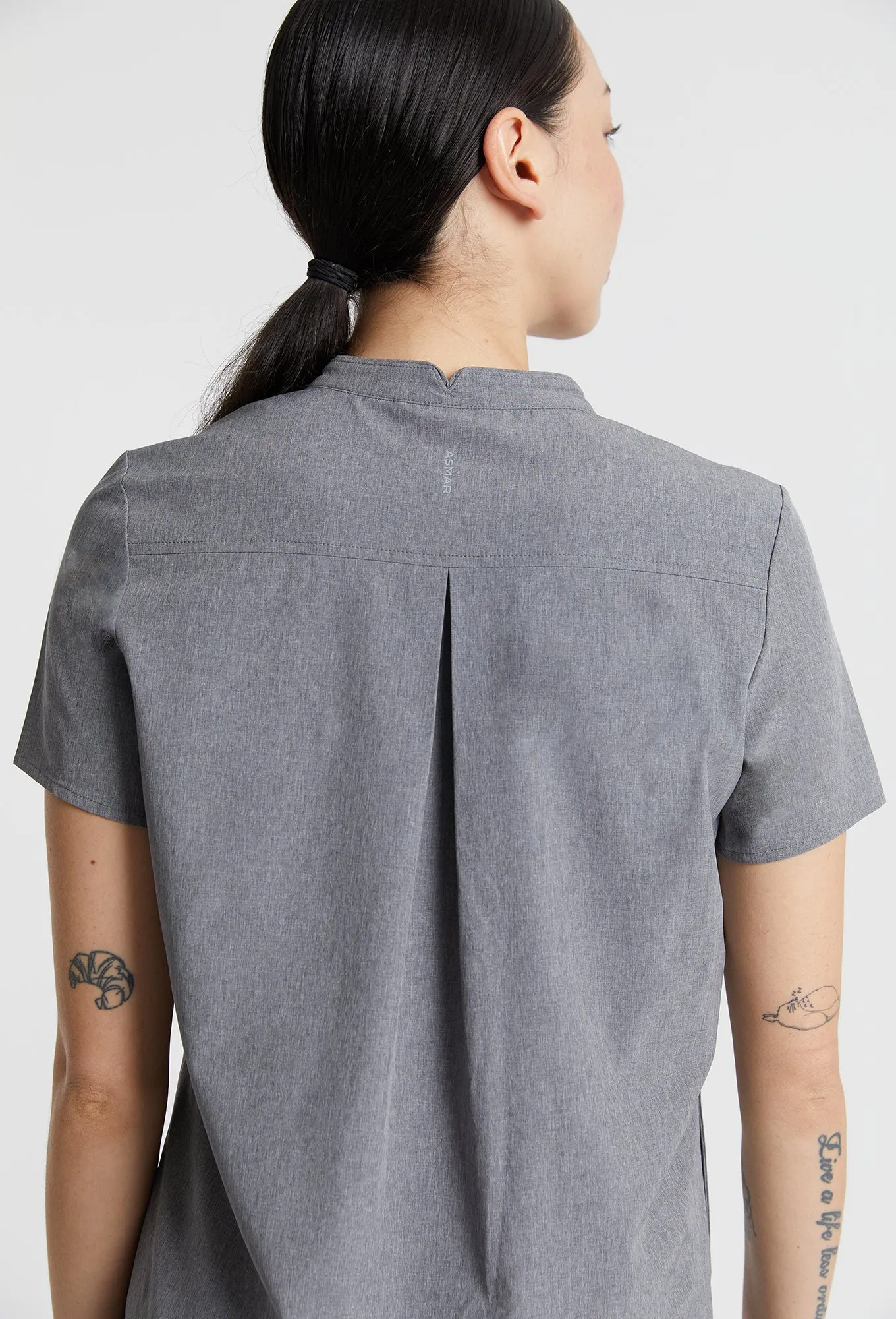 Susie 2 Pocket Scrub Top