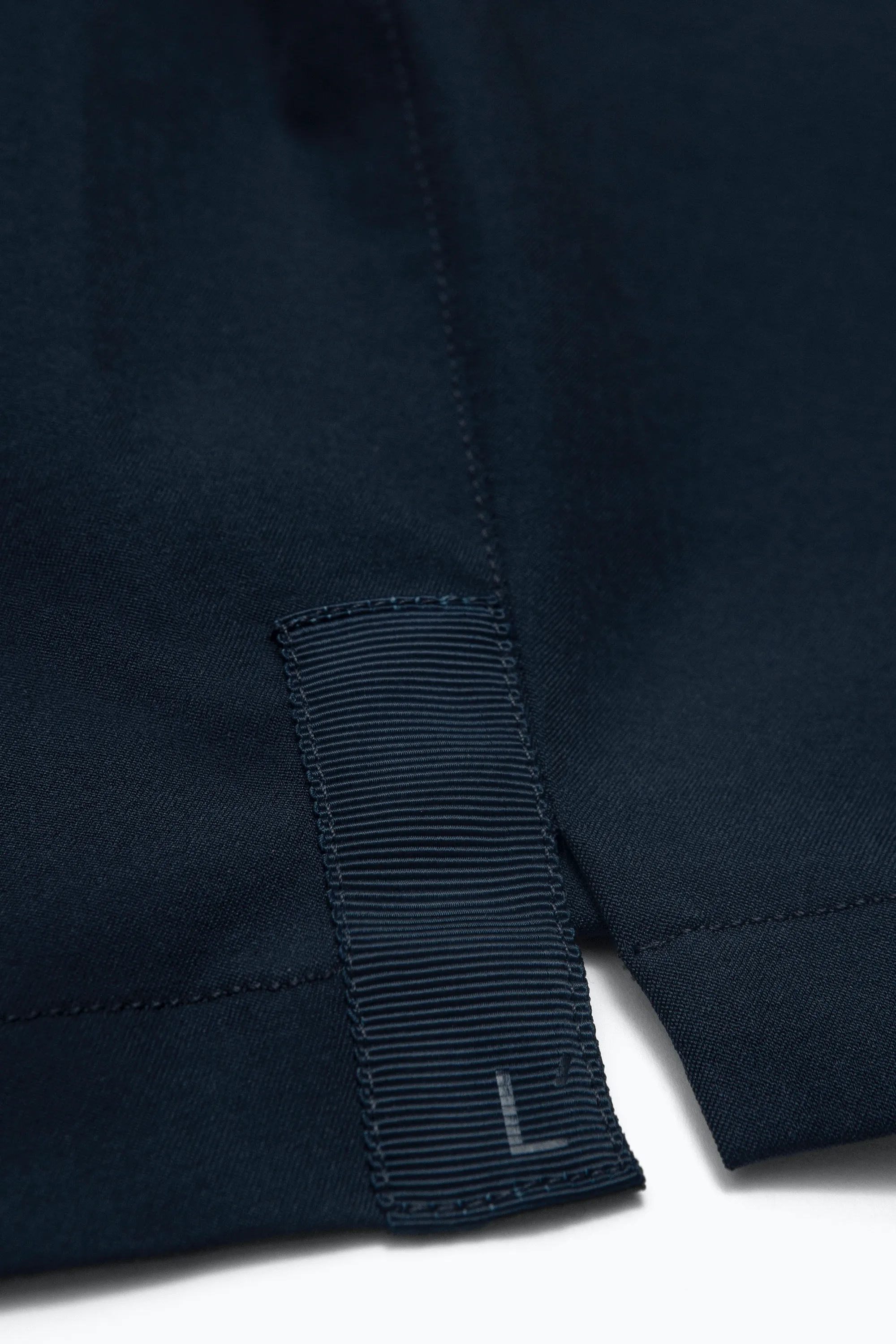 The Anywear Short 2.0 || Navy | Recycled nylon with netting