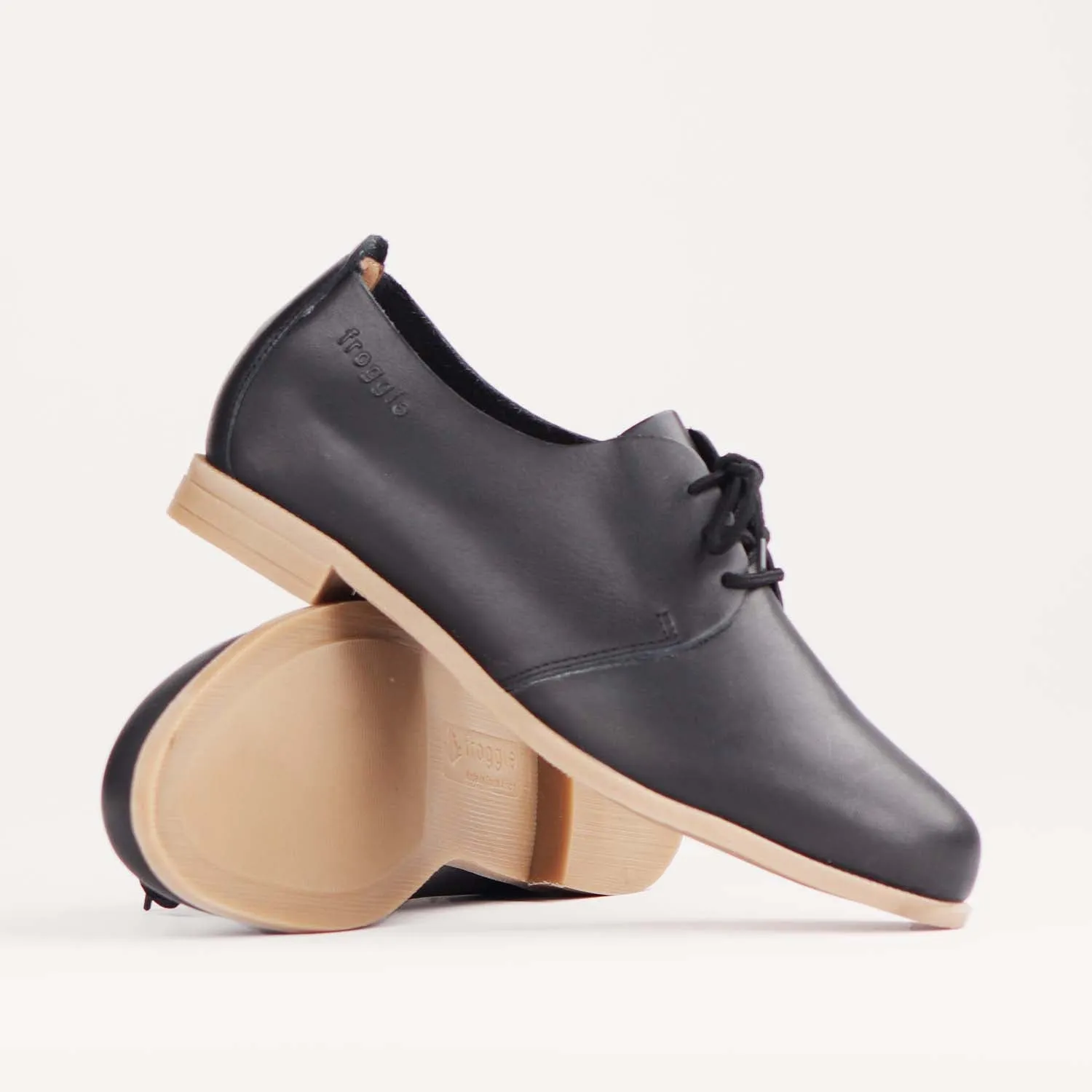 Unlined Lace-up Shoe in Black - 12720