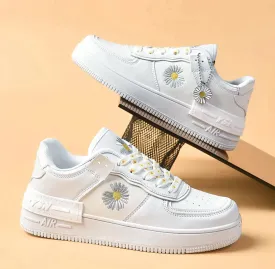 Womens Low-Top Sneakers - Lace-Up - Leather Upper - Daisy Embroidery - Cushioned Sole